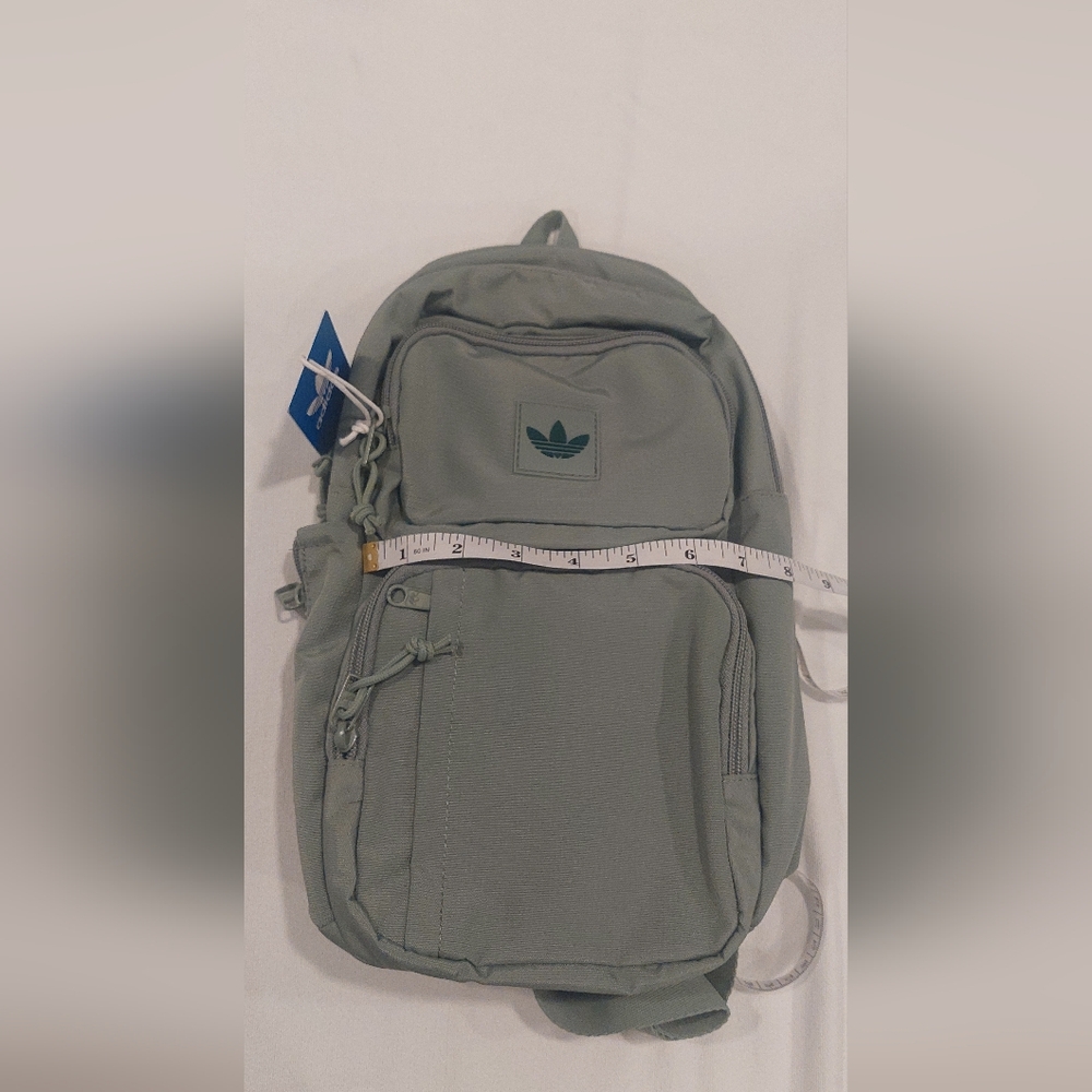 Adidas Green Backpack Durable Minimalist Design - Picture 16 of 16